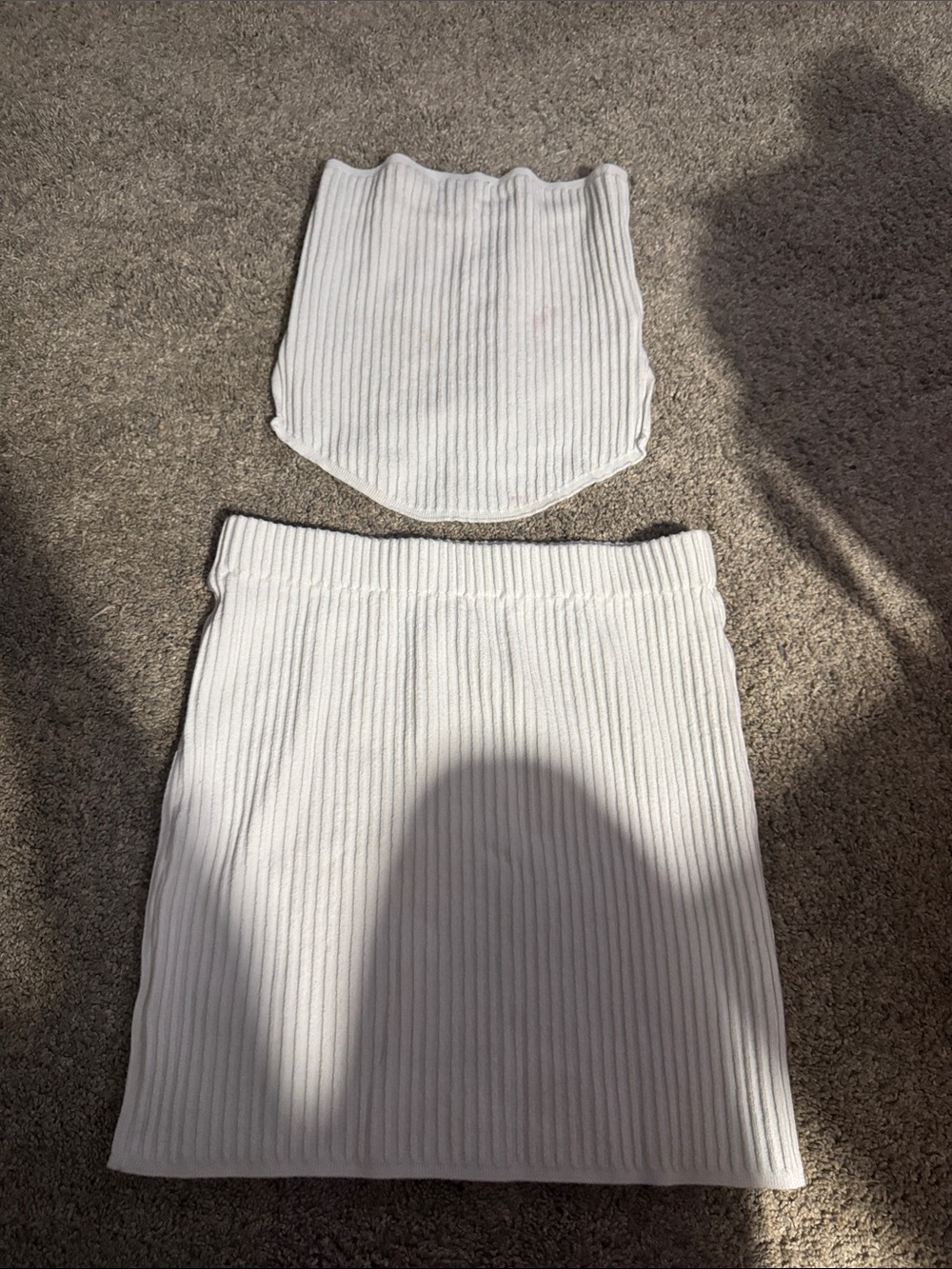 Source Unknown White Ribbed Mini Skirt - M and top